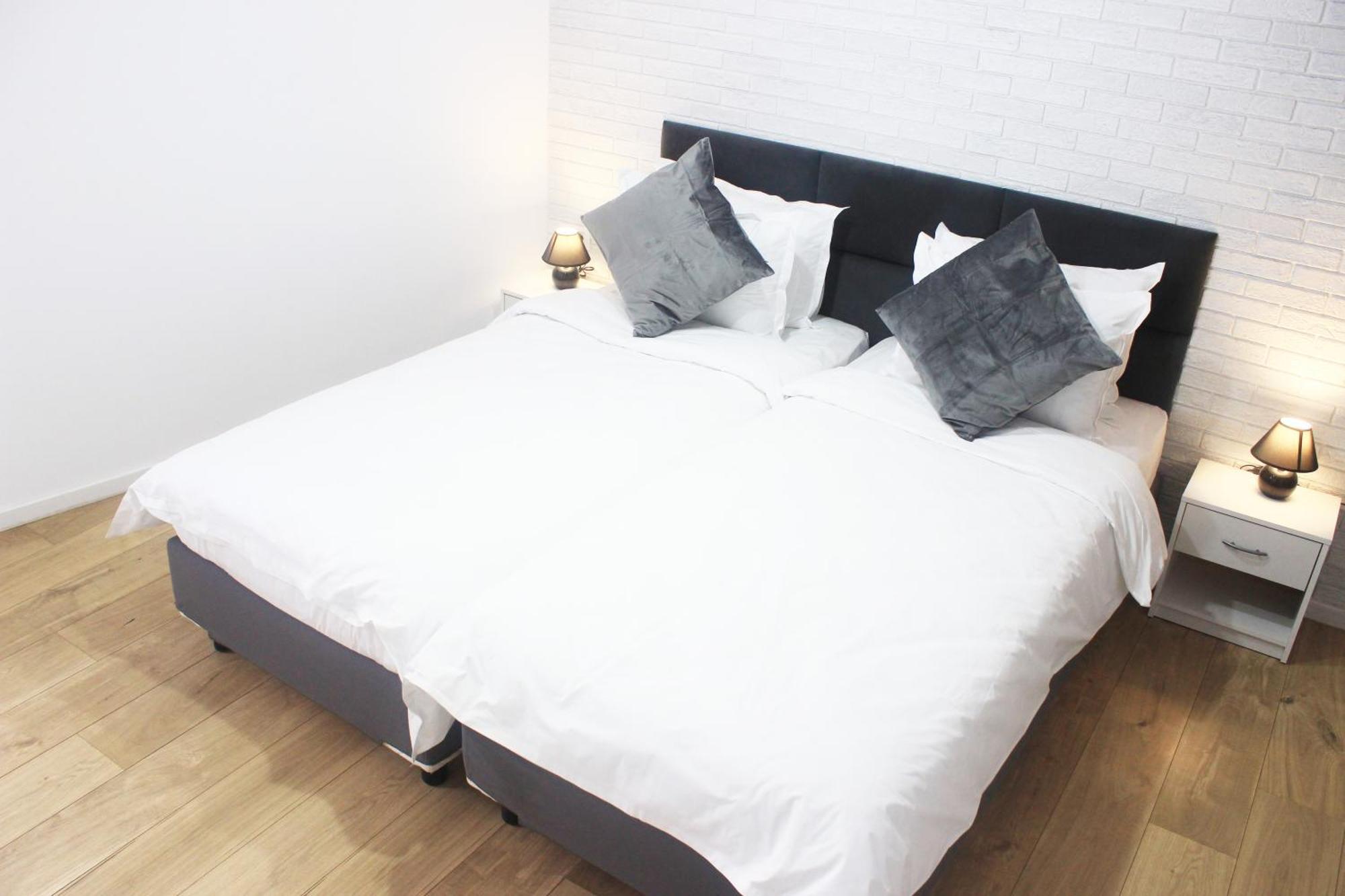 Moise House - Kosher Aparthotel Boekarest Buitenkant foto